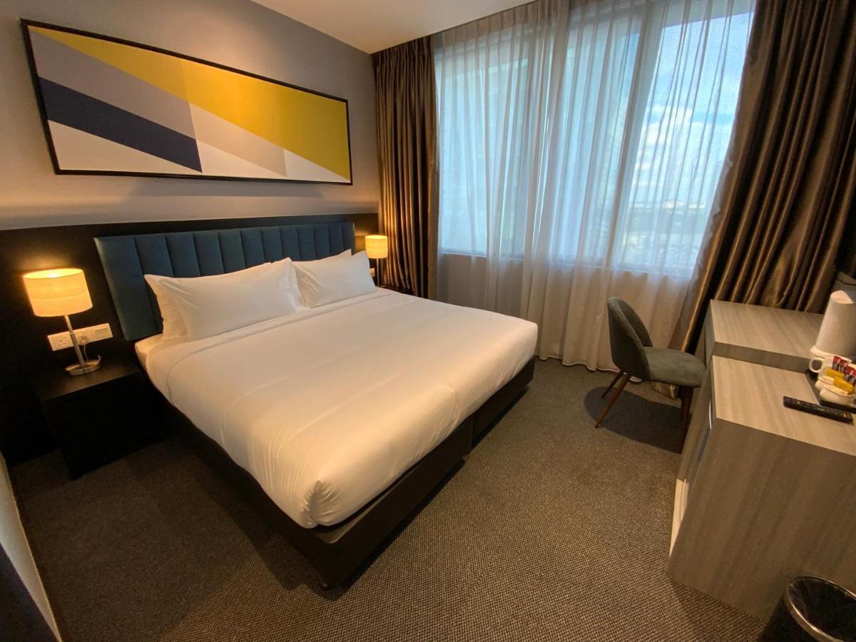 Fives Hotel Johor Bahru City Centre Luaran gambar